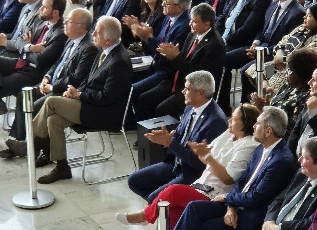 Em Brasília, Jerônimo participa de ato sobre os três anos do 8 de Janeiro