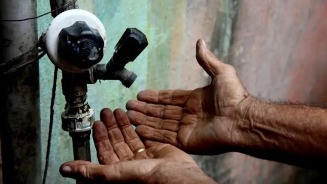 Embasa anuncia suspensão temporária do fornecimento de água em Feira de Santana e região