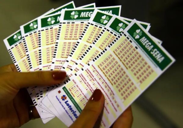 Três apostas da Bahia faturam quase R$ 30 mil na Mega-Sena; confira resultado