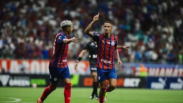 Bahia aplica goleada e confirma força máxima no Baianão