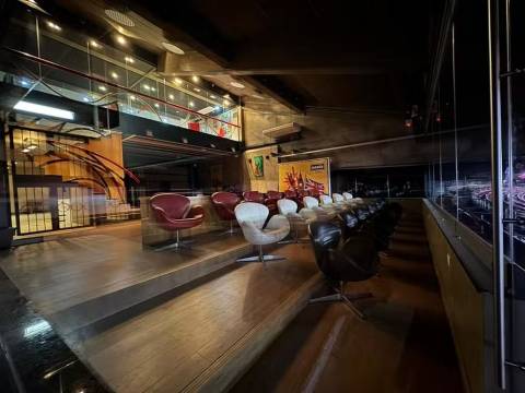 Polícia faz operação contra venda ilegal de camarotes no Morumbis