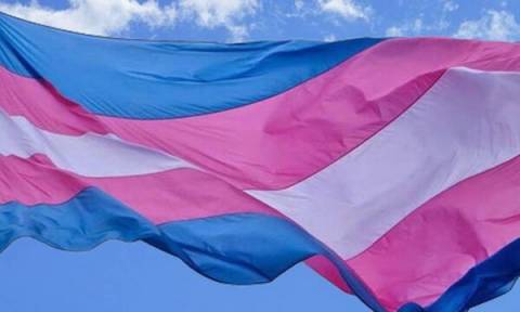 Deputada quer proibir cotas para trans em universidades