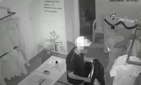 Dupla arromba loja de roupas e leva todas as mercadorias em Feira de Santana