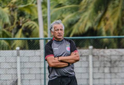 Atlético de Alagoinhas demite Agnaldo Liz após início ruim no Baianão