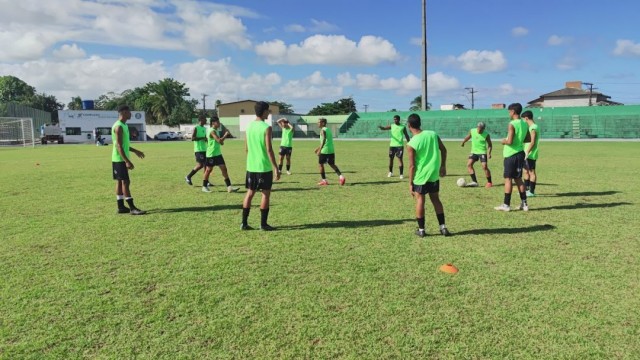 Feirense encerra inscrições locais e define datas de avaliações para o Baiano Sub-15, 17 e 20