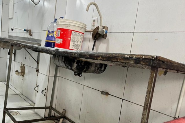 Vigilância Sanitária interdita mais um restaurante em Feira de Santana por condições insalubres