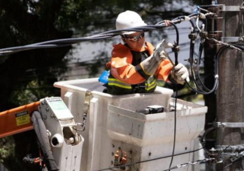 Neoenergia Coelba remove 874 ligações irregulares de energia em locais turísticos da Bahia
