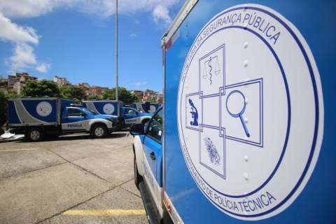 Mulher morre após ser esfaqueada pelo companheiro em Feira de Santana