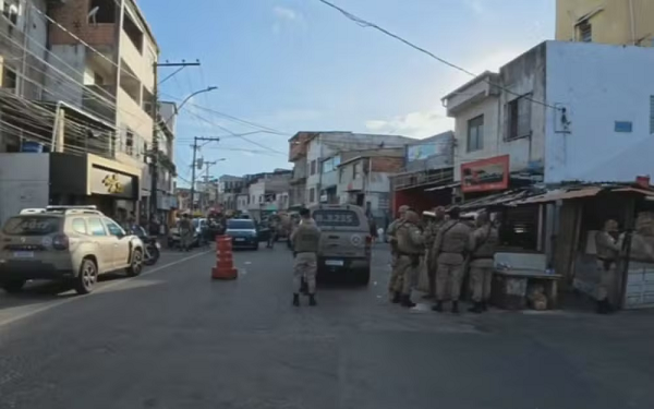 Cabo da PM e quatro suspeitos morrem após confrontos em Salvador
