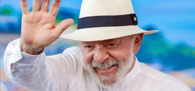 Lula avalia participar do Carnaval em Salvador, Recife e Rio de Janeiro em 2026