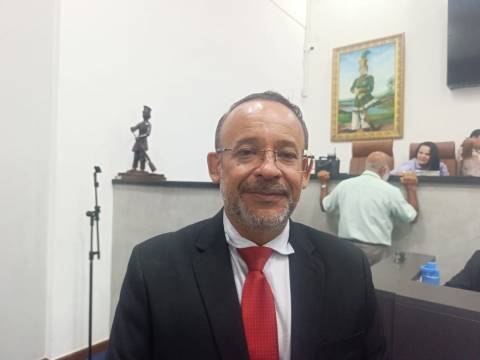 Vereador Ivamberg volta a defender tarifa zero no transporte de Feira de Santana e critica novo reajuste
