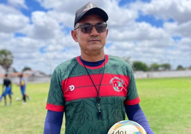 Feirense anuncia Jônatas Cerqueira como técnico do Sub-20 para o Baiano 2026