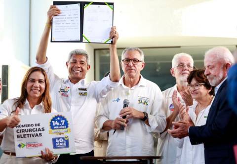 Governo entrega nova sala cirúrgica em hospital e reforça atendimento do SUS
