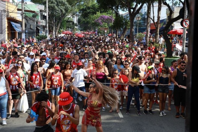 Veja dicas para curtir o carnaval com segurança e alegria