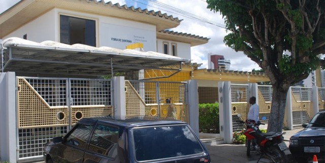 Secel publica chamamento público para compra de móveis e equipamentos de informática