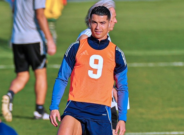 Sexta de Carnaval com futebol na tela