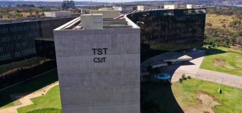 TST cria cotas para mulheres trans em vagas de empresas terceirizadas