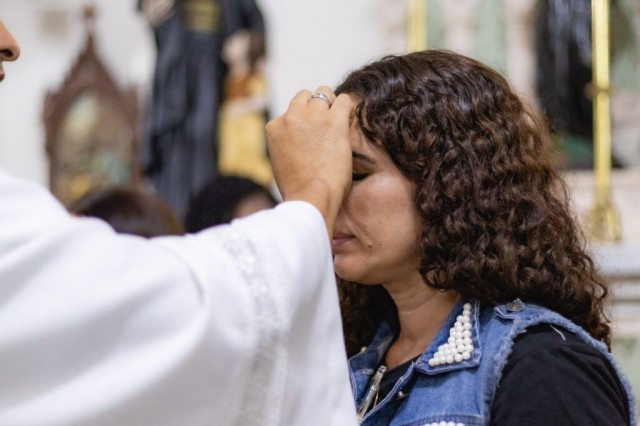 Quarta-Feira de Cinzas marca início da Quaresma; saiba horários das missas na Arquidiocese de Feira