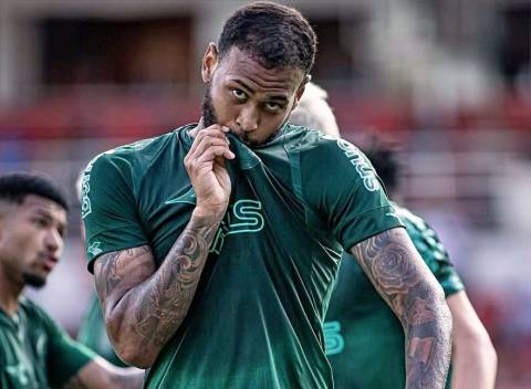 Júnior Brumado cresce no Midtjylland e vive auge em 2025/26