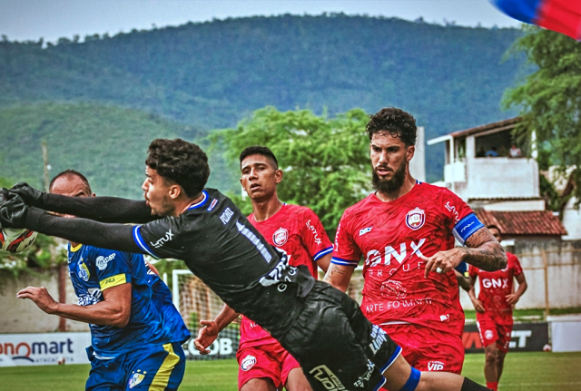 Jequié reage no fim e segura Barcelona de Ilhéus