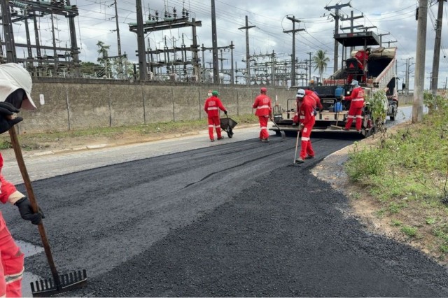 Prefeitura inicia asfaltamento da Rua A, no Aviário, e reforça mobilidade na região