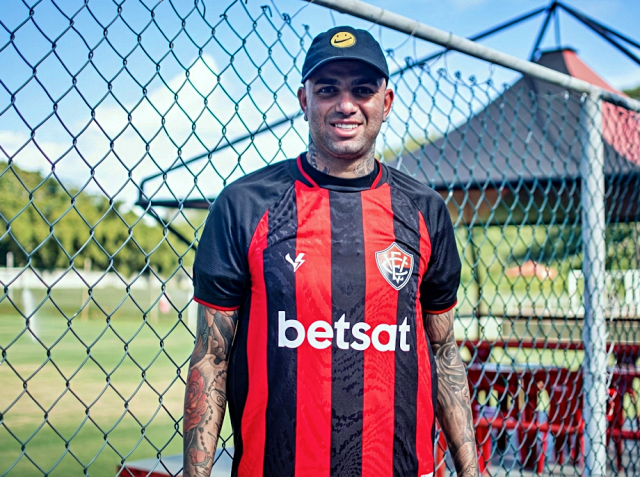 Luan sai de cena e carreira se dissolve sem anúncio