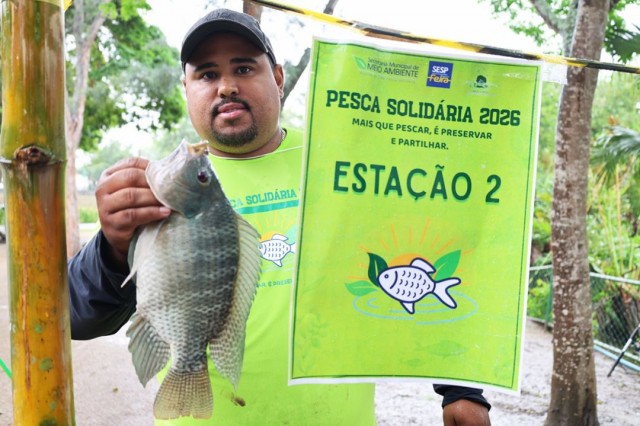 Mesmo com chuva, Pesca Solidária garante mais de 200 kg de peixes