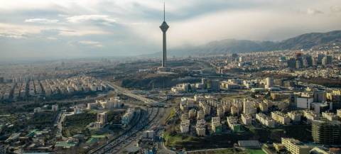 ONU pede apuração rápida após ataque a escola no Irã, que causou mais de 150 mortes e dezenas de feridos