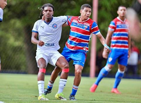 Bahia controla jogo e empata com Fortaleza