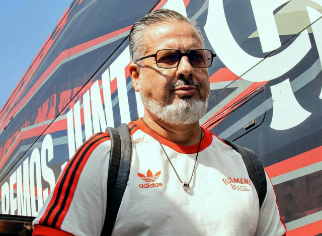 Boto isolado e clube expõe ruído de comando