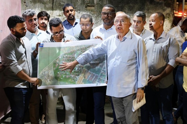 Prefeitura de Feira inicia regularização fundiária de 800 casas no Campo do Gado Novo