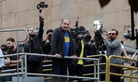 Moraes vota por tornar Malafaia réu por ofensa ao Comando do Exército