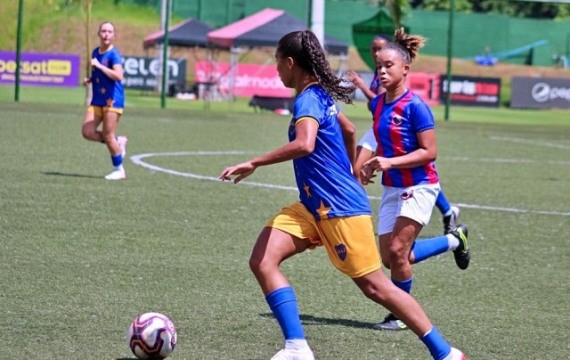 Torneio baiano impulsiona desenvolvimento esportivo feminino em estádios estaduais