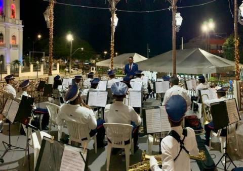 Projeto Retreta resgata tradição das bandas filarmônicas e encanta público na Praça da Matriz