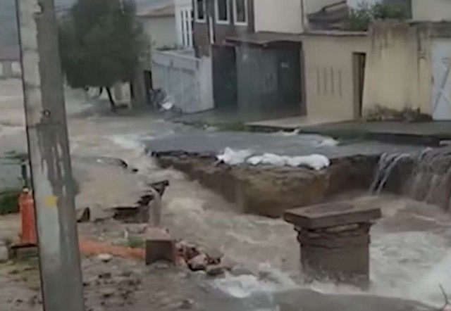 Mulher desaparece após ser arrastada por enxurrada em Vitória da Conquista