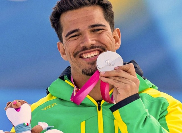 Cristian Ribera entra na história