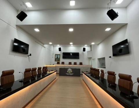 Audiência na Câmara discute direitos da população migrante em Feira de Santana