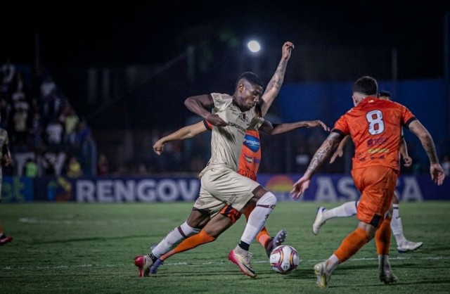 Jacuipense vence fora de casa e garante vaga na quarta fase da Copa do Brasil