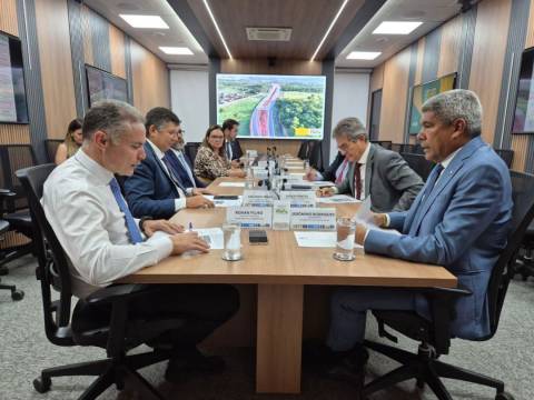 Governador discute projetos de infraestrutura para a Bahia com ministro dos Transportes