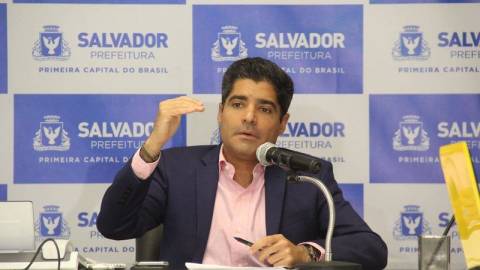 Decretos de ACM Neto teriam facilitado avanço do Banco Master na folha de servidores, diz site