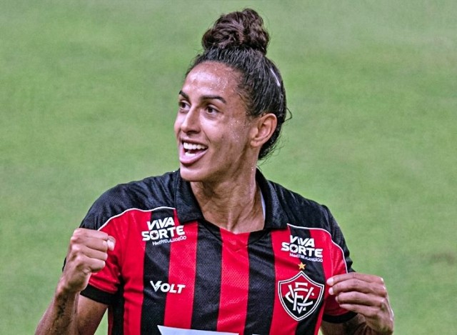 Marcela Guedes pode estrear pelo Vitória no clássico contra o Bahia